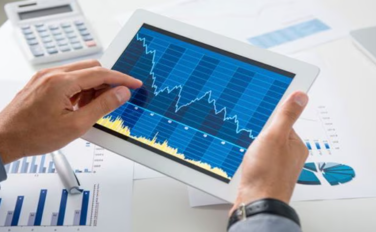 Finance in the Modern Age